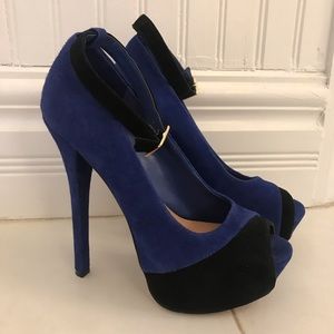 🆕 H by Halston Blue Suede Peep Toe Heels